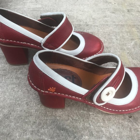 Art Company - Mary Jane Pumps - Picture 2 of 6